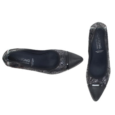 Voir photo 2 de Chaussures noires à talons 7 cm imprimées serpent - Femme - Fluchos - Pointure 39 Chaussures noires à talons 7 cm imprimées serpent - Femme - Fluchos - Pointure 39 État correct - Vue 2 -